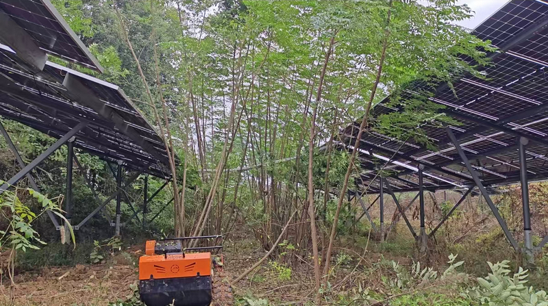 Lithium Battery-Powered Clearing Robots Make Their Debut! Chengfeng Machinery Pioneers a New Era of Unmanned Weed Removal